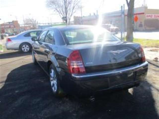 2007 Chrysler 300 AWD C 4dr Sedan